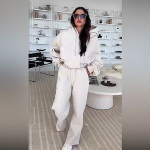 1987 Back Bay flare sweatpants in Amy”